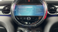 MINI Hatchback 2.0 Cooper S Sport 5dr Auto [Comfort/Nav Pack] Petrol Hatchback